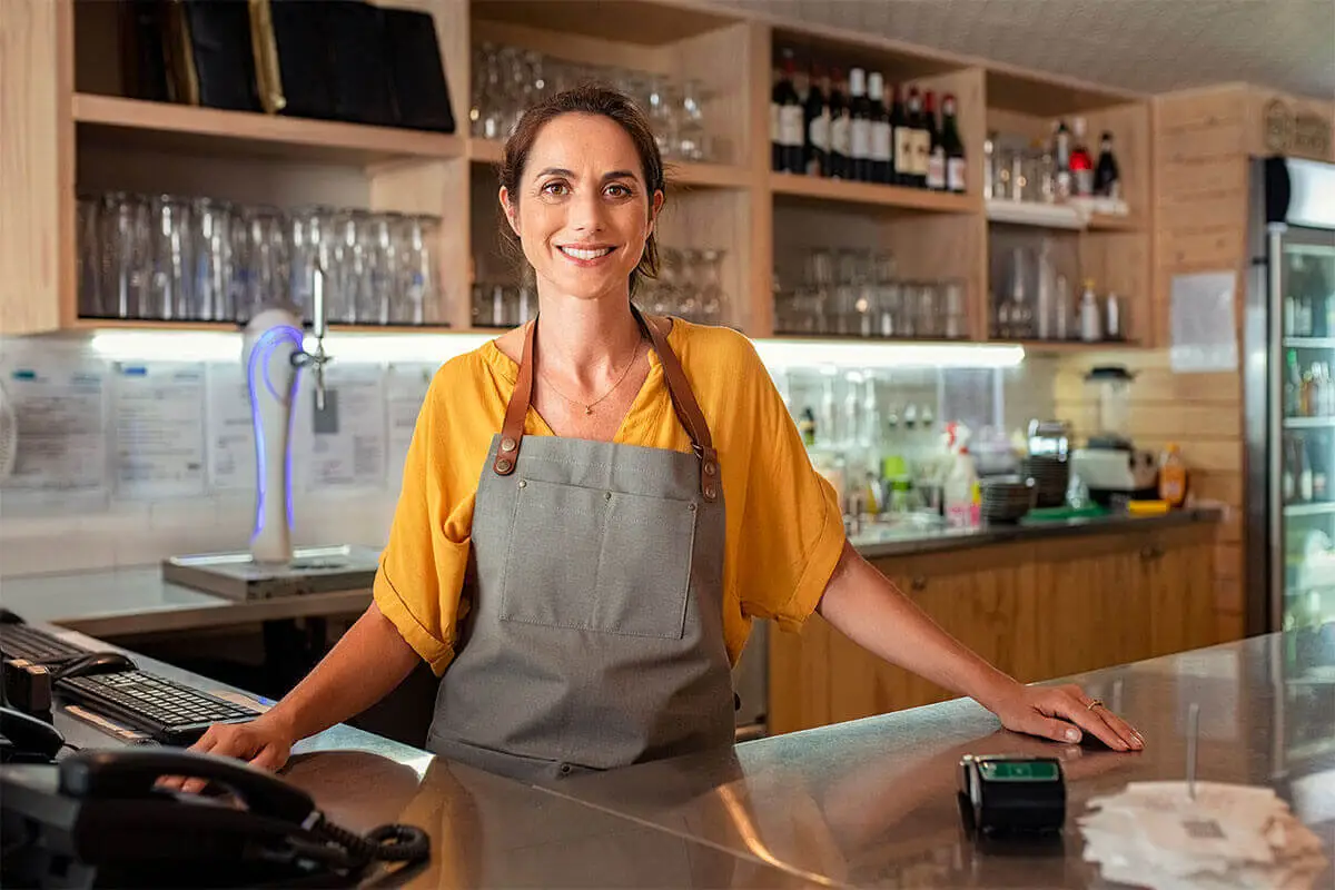 סטיקרים לסטורי, קידומים ללא עלות וסרטונים בעריכה עצמית: כלי השיווק החינמיים לעסקים הקטנים